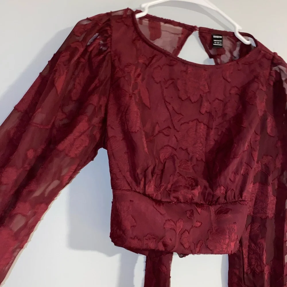 Maroon tie back top - Picture 4 of 6